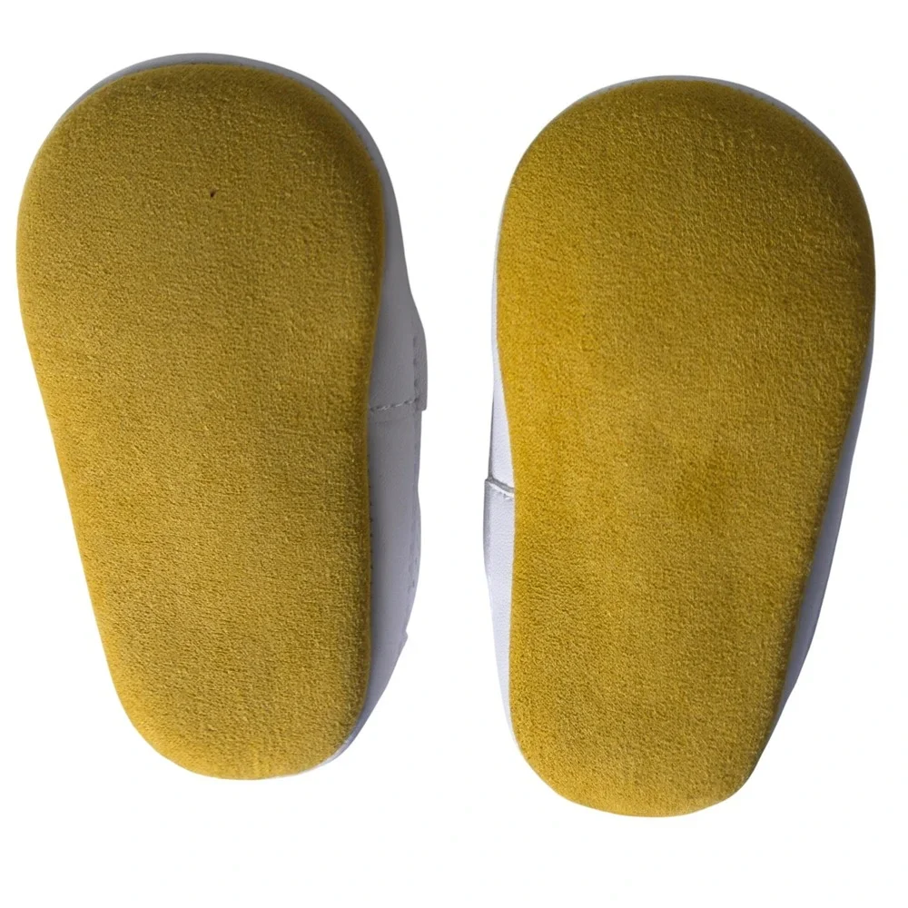 Disney Baby Mickey Mouse‎ Blue White Crib Shoes Infant Size 6-9M